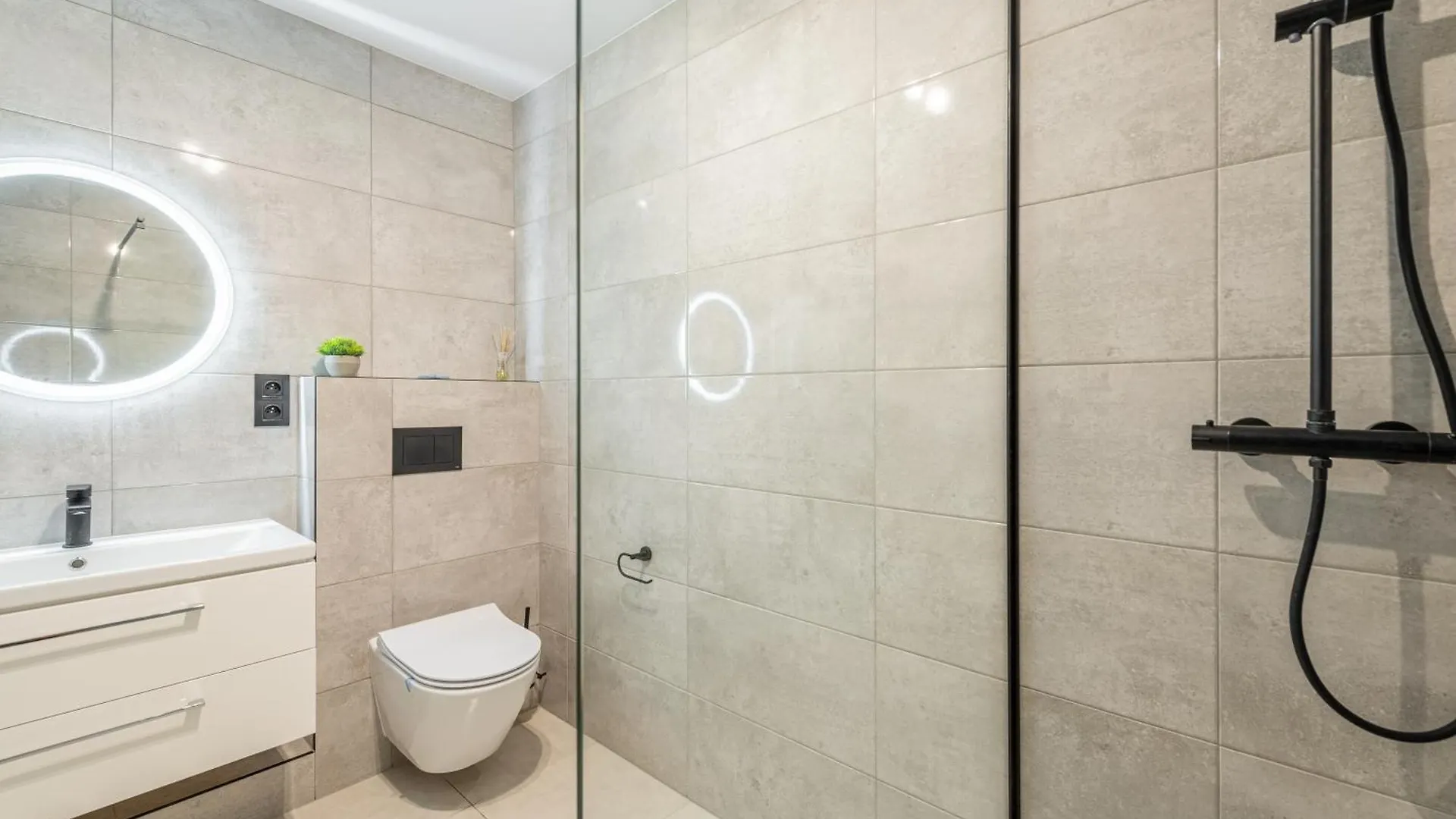 Apartamenty Sunline Kolobrzeg 2 0*,